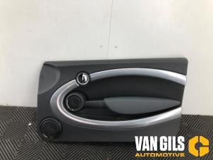 Gebrauchte Türverkleidung 2-türig rechts Mini Mini (R56) 1.6 16V Cooper S Preis auf Anfrage angeboten von Van Gils Automotive