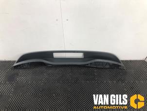 Gebrauchte Stoßstangenteil Mitte hinten Volkswagen Polo VI (AW1) 1.0 TSI 12V Preis auf Anfrage angeboten von Van Gils Automotive