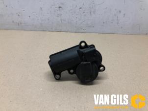 Used Exhaust valve Mercedes Vito Tourer (447.7) 2.0 116 CDI 16V Price on request offered by Van Gils Automotive