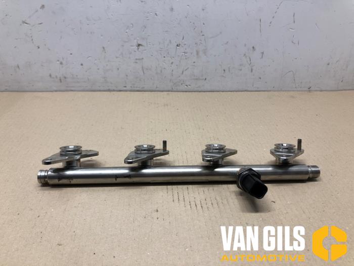 Usagé Système d'injection Mercedes A (177.0) 2.0 A-220 Turbo 16V Prix € 49,99 Règlement à la marge proposé par Van Gils Automotive
