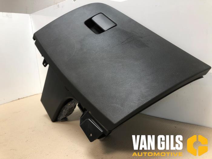 Glovebox Opel Grandland 1.6 CDTi 120 - YP00054377