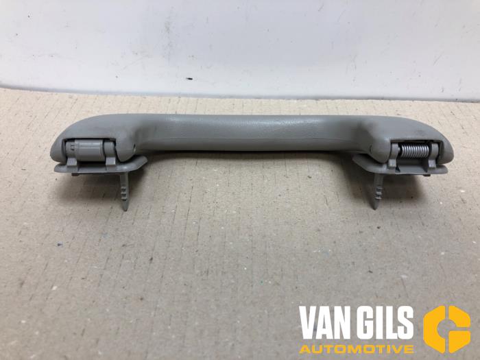 Begagnade Handtag Opel Astra K 1.4 Turbo 16V Pris på förfrågan erbjuds av Van Gils Automotive