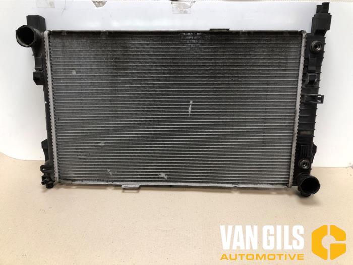 Used Radiator Mercedes CLC (C203) 2.2 220 CDI 16V Price € 150,00 Margin scheme offered by Van Gils Automotive