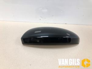 Nuevos Tapa de retrovisor izquierda Dacia Sandero III 1.0 TCe 100 12V ECO-G Precio € 24,20 IVA incluido ofrecido por Van Gils Automotive