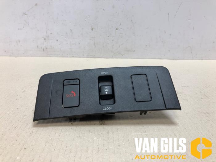 Gebrauchte Schiebedach Schalter Nissan Qashqai (J12) 1.5 VC-T e-Power 16V Preis € 45,00 Margenregelung angeboten von Van Gils Automotive