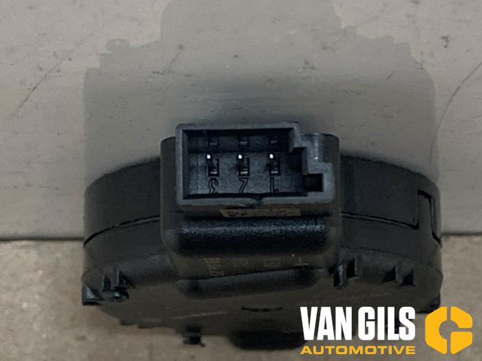 Regensensor van een Nissan Qashqai (J12) 1.5 VC-T e-Power 16V 2023