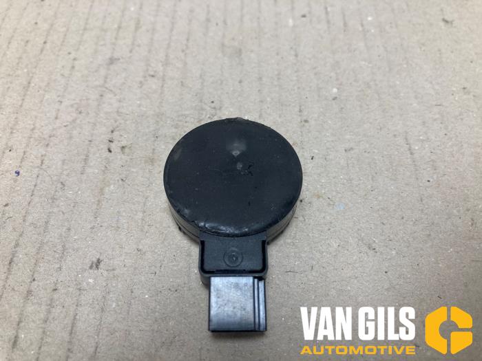 Regensensor van een Nissan Qashqai (J12) 1.5 VC-T e-Power 16V 2023