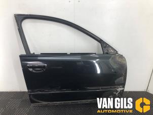Begagnade Framdörr, 4-dörrars, höger Audi A8 (D3) 6.0 W12 48V Quattro Pris € 195,00 Marginaltabell erbjuds av Van Gils Automotive