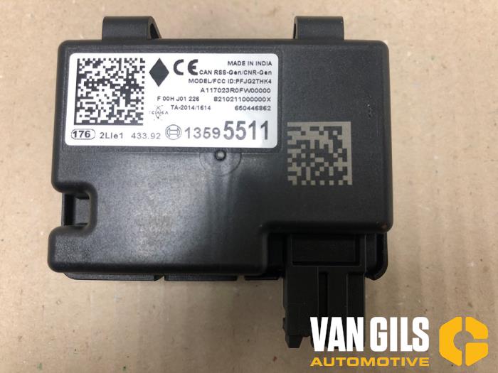 Używane Modul keyless vehicle Opel Astra K 1.0 Turbo 12V Cena na żądanie oferowane przez Van Gils Automotive