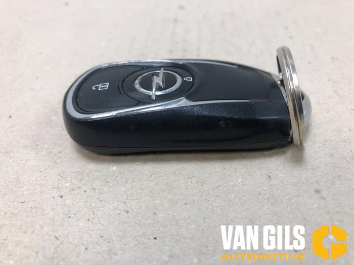 Nyckel från en Opel Astra K 1.0 Turbo 12V 2017