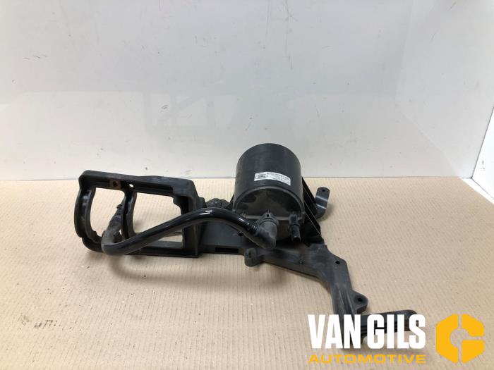 Begagnade Bränslefilter Landrover Range Rover Evoque (LVJ/LVS) 2.0 Si4 240 16V 5-drs. Pris € 39,99 Marginaltabell erbjuds av Van Gils Automotive