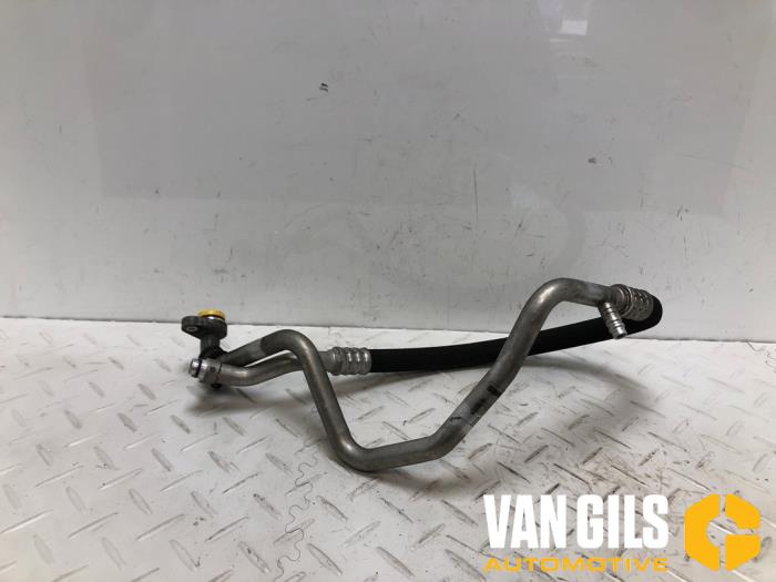 Begagnade Luftkonditioneringsledning BMW 5 serie Touring (F11) 520d 16V Pris € 65,00 Marginaltabell erbjuds av Van Gils Automotive