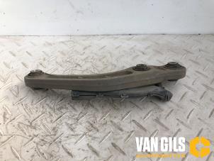 Begagnade Undre gaffelben, höger bak Audi A8 (D3) 6.0 W12 48V Quattro Pris € 45,00 Marginaltabell erbjuds av Van Gils Automotive