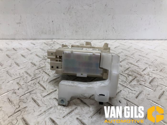 Fuse box Citroen C1 1.0 Vti 68 12V 827300H030A ORIGINEEL