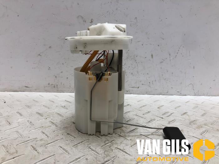 Gebrauchte Kraftstoffpumpe Elektrisch Ford B-Max (JK8) 1.0 EcoBoost 12V 120 Preis auf Anfrage angeboten von Van Gils Automotive