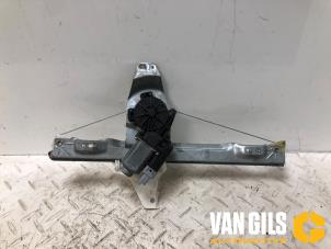 Begagnade Fönstermekanism för bakre dörr, 4-dörrars, höger Citroen C4 Picasso (UD/UE/UF) 1.8 16V Pris € 45,00 Marginaltabell erbjuds av Van Gils Automotive