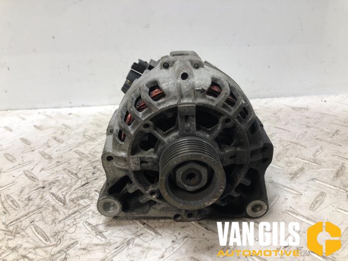 Gebrauchte Dynamo Peugeot 307 (3A/C/D) 1.4 Preis € 49,99 Margenregelung angeboten von Van Gils Automotive