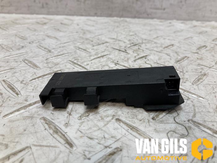Używane Keyless Entry-Antena Audi S5 (F53/F5P) 3.0 TFSI V6 24V Cena € 9,99 Procedura marży oferowane przez Van Gils Automotive