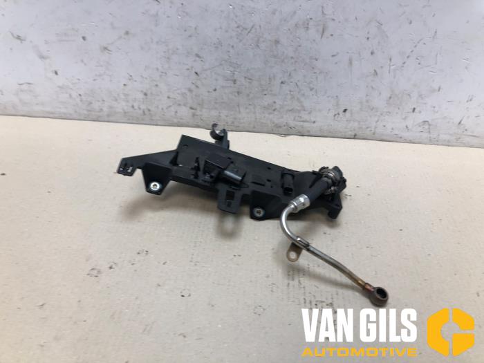 Begagnade Partikelfiltersensor BMW 5 serie Touring (F11) 520d 16V Pris € 30,00 Marginaltabell erbjuds av Van Gils Automotive