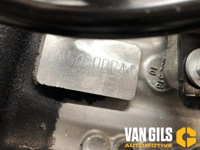 Engine Volvo V40 1.6 D2 - 36001726 D4162T - Van Gils Automotive