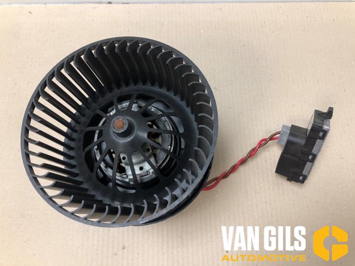 Heating and ventilation fan motor Volvo V40 1.6 D2 - 31369487 ORIGINEEL
