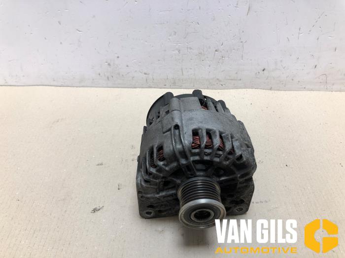 Usagé Dynamo Nissan Primastar 2.0 dCi 90 Prix sur demande proposé par Van Gils Automotive
