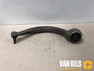 Usados Brazo portante izquierda delante Audi A4 (B9) 2.0 TDI 16V Precio € 49,99 Norma de margen ofrecido por Van Gils Automotive