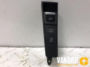 Begagnade Brytare, parkeringsbroms Volkswagen Passat Variant (365) 1.4 TSI 16V Pris € 30,00 Marginaltabell erbjuds av Van Gils Automotive