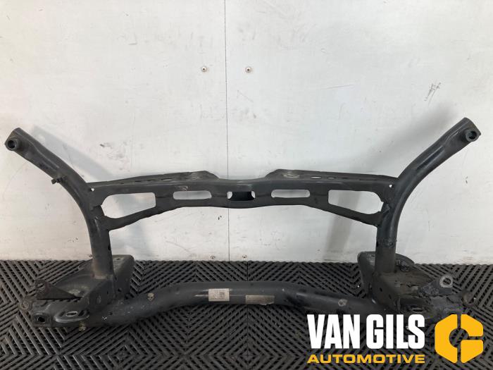 Usados Subchasis Volkswagen Golf VII (AUA) 2.0 GTI TCR 16V Precio de solicitud ofrecido por Van Gils Automotive