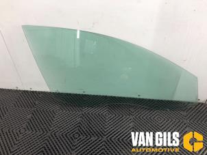 Begagnade Dörrfönster, 4-dörrars, höger fram Volkswagen Passat Variant (365) 2.0 TDI 16V 140 Pris € 45,00 Marginaltabell erbjuds av Van Gils Automotive