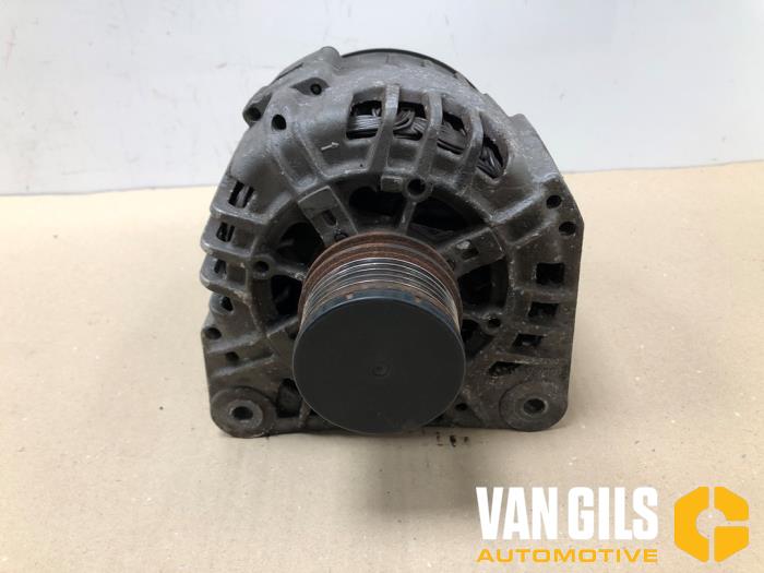 Gebrauchte Dynamo Renault Kangoo Express (FC) 1.5 dCi 65 Preis € 65,00 Margenregelung angeboten von Van Gils Automotive