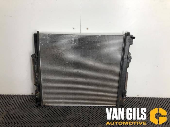 Usagé Radiateur Toyota Land Cruiser (J15) 2.8 D-4D 16V Prix € 349,99 Règlement à la marge proposé par Van Gils Automotive