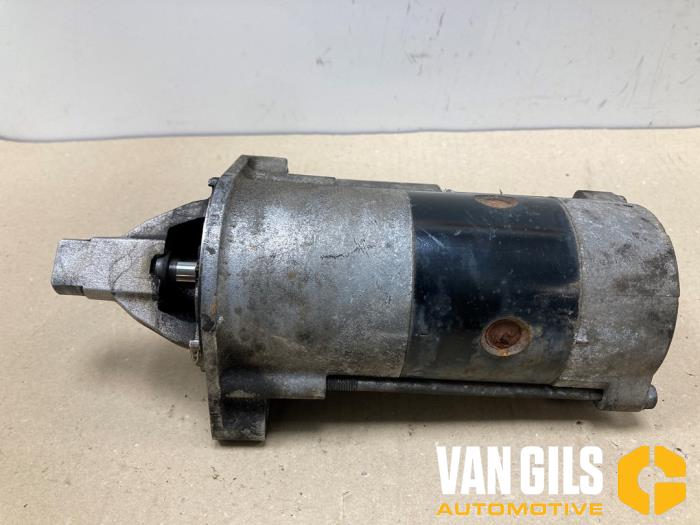 Used Starter Chrysler Voyager/Grand Voyager (RG/RS) 2.8 CRD 16V Autom. Price € 30,00 Margin scheme offered by Van Gils Automotive
