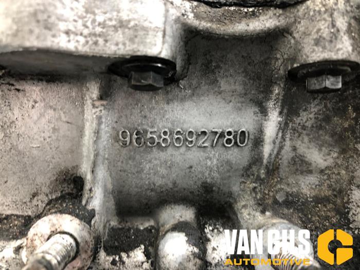 Engine from a Peugeot Partner (GC/GF/GG/GJ/GK) 1.6 HDI 90 16V 2009