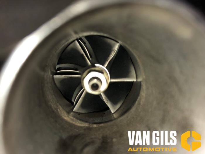 Engine from a Peugeot Partner (GC/GF/GG/GJ/GK) 1.6 HDI 90 16V 2009
