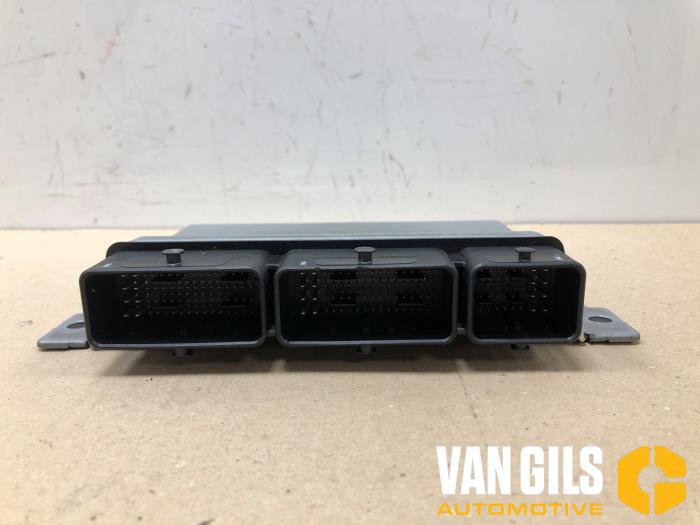 Used Engine management computer Renault Twingo III (AH) 0.9 Energy TCE 93 12V Price on request offered by Van Gils Automotive