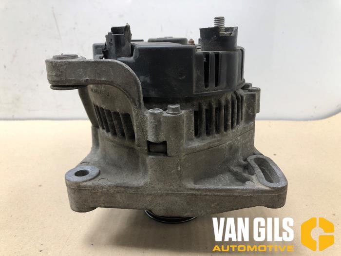 Gebrauchte Dynamo Renault Twingo (C06) 1.2 Preis € 30,00 Margenregelung angeboten von Van Gils Automotive