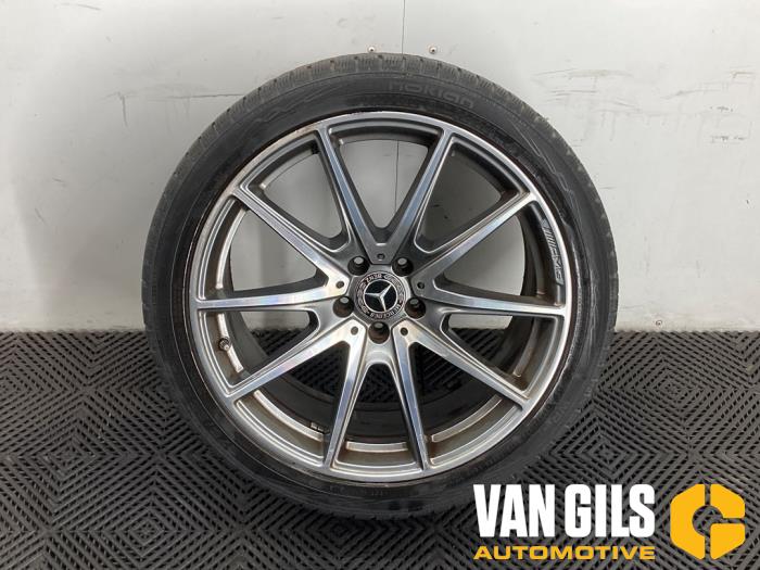 Begagnade Hjul + vinterdäck Mercedes S (222.0/222.1) 3.0 S-400d 4-Matic Pris på förfrågan erbjuds av Van Gils Automotive