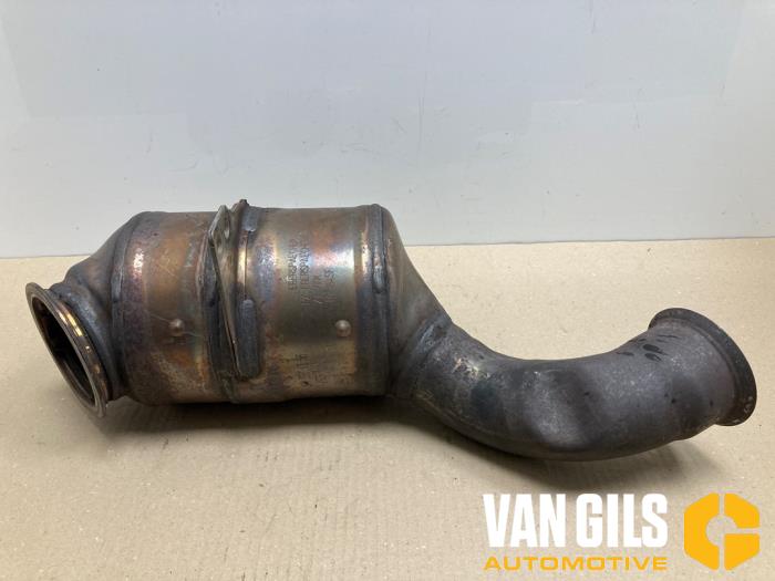 Used Front pipe + catalyst Mercedes C Estate (S205) C-350 e 2.0 16V Price € 604,99 Inclusive VAT offered by Van Gils Automotive