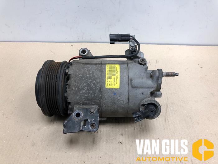 Gebrauchte Klimapumpe Ford B-Max (JK8) 1.0 EcoBoost 12V 100 Preis € 99,99 Margenregelung angeboten von Van Gils Automotive