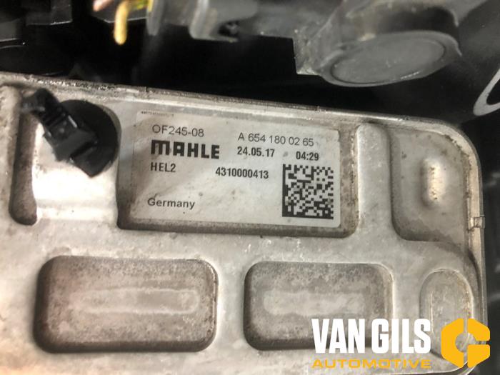 Engine from a Mercedes-Benz S (222.0/222.1) 3.0 S-400d 4-Matic 2018