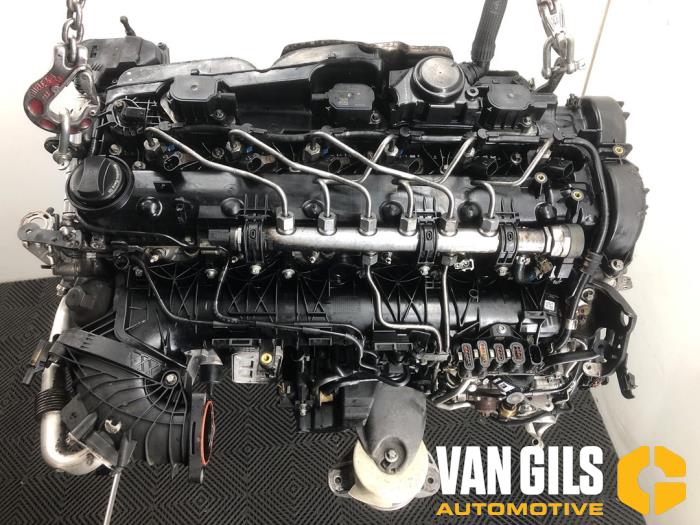 Engine from a Mercedes-Benz S (222.0/222.1) 3.0 S-400d 4-Matic 2018
