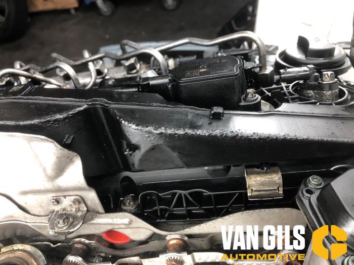 Engine from a Mercedes-Benz S (222.0/222.1) 3.0 S-400d 4-Matic 2018