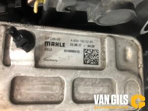 Engine from a Mercedes-Benz S (222.0/222.1) 3.0 S-400d 4-Matic 2018