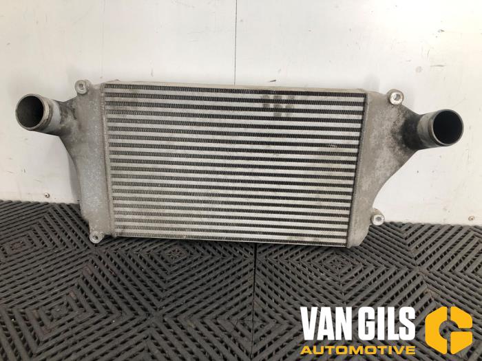 Used Intercooler Mitsubishi Canter 3.0 Di-D 16V Price on request offered by Van Gils Automotive