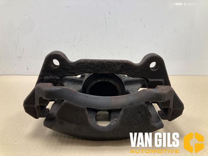 Gebrauchte Bremszange links vorne Volkswagen Golf VII (AUA) 1.2 TSI 16V Preis auf Anfrage angeboten von Van Gils Automotive