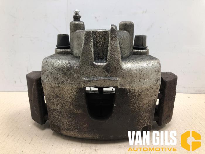 Gebrauchte Bremszange links vorne Chrysler Voyager/Grand Voyager (RG/RS) 3.3i V6 Grand Voyager Autom. Preis auf Anfrage angeboten von Van Gils Automotive