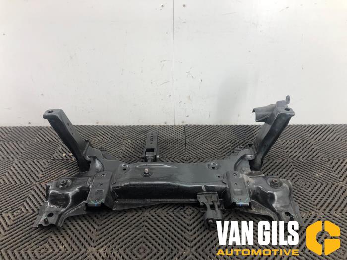Usados Subchasis Suzuki Vitara (LY/MY) 1.0 Booster Jet Turbo 12V Precio de solicitud ofrecido por Van Gils Automotive