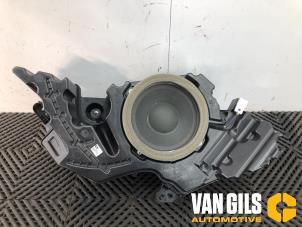 Gebrauchte Subwoofer Toyota C-HR (X1,X5) 1.8 16V Hybrid Preis auf Anfrage angeboten von Van Gils Automotive