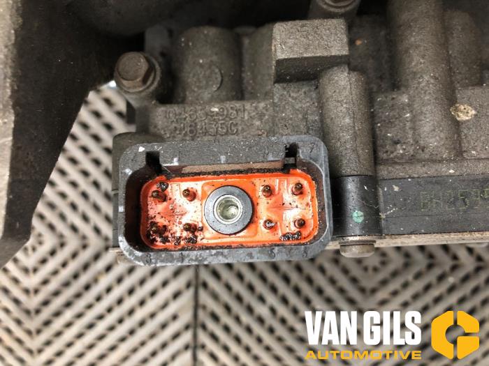 Getriebe van een Chrysler Voyager/Grand Voyager (RG/RS) 3.3i V6 Grand Voyager Autom. 2006